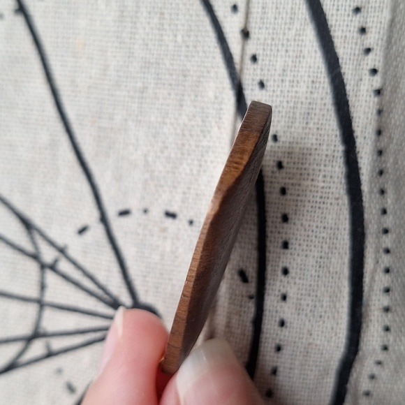 Brown wood earrings diamond abstract geometric shape boho jewelry - Picture 4 of 5